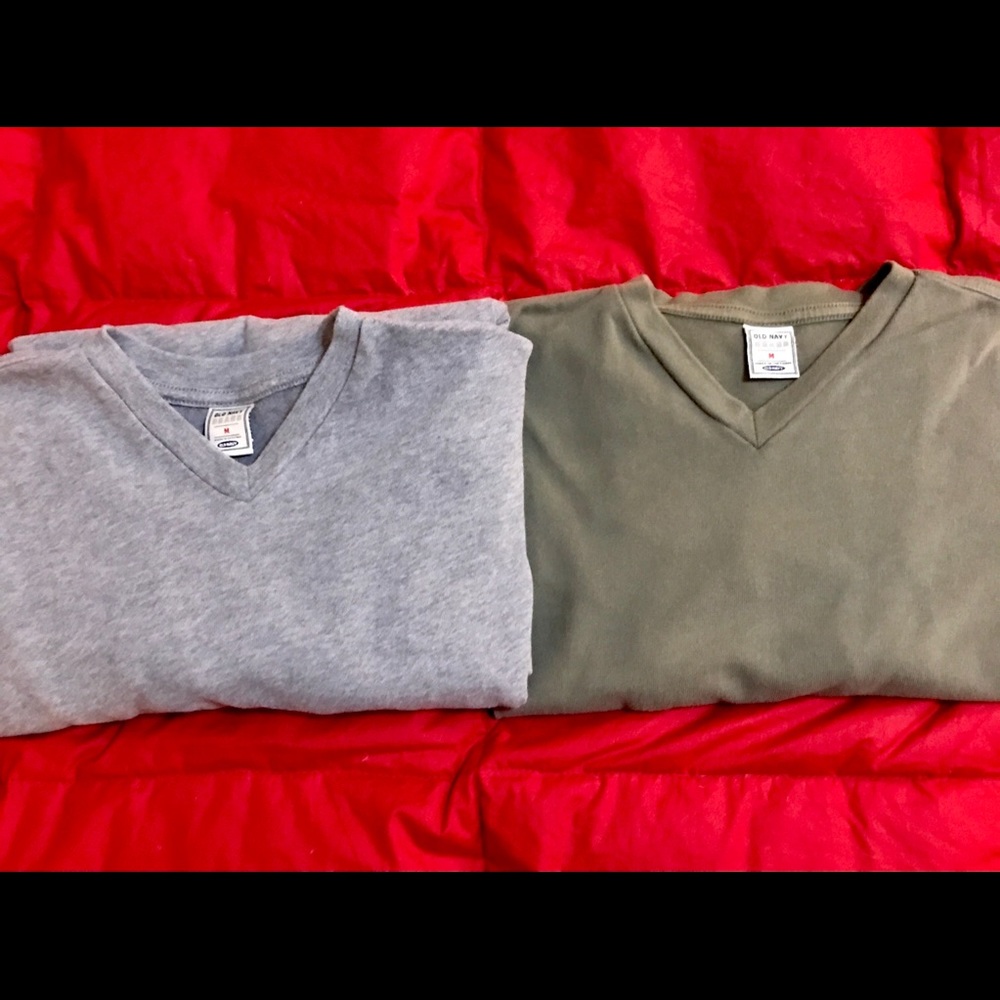 🔥Mens M Old Navy Classic V Neck 🔥